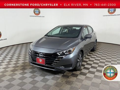 Used 2025 Nissan Versa SV FWD image 1