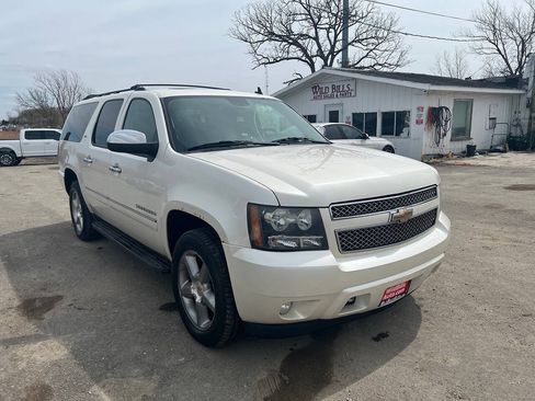 Used 2011 Chevrolet Suburban LTZ AWD/4WD image 3