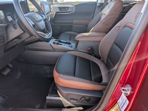 New 2025 Ford Bronco Sport Outer Banks w/ Outer Banks Tech Package+ image 8