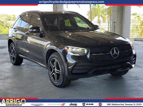 Used 2022 Mercedes-Benz GLC 300 image 1