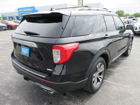 Used 2020 Ford Explorer Platinum w/ Premium Technology Package AWD/4WD image 5