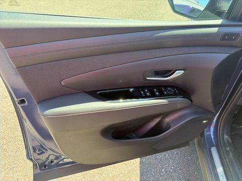 Used 2025 Hyundai Tucson Limited AWD/4WD image 6