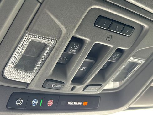 Used 2022 GMC Sierra 1500 Denali w/ Denali Premium Package image 32