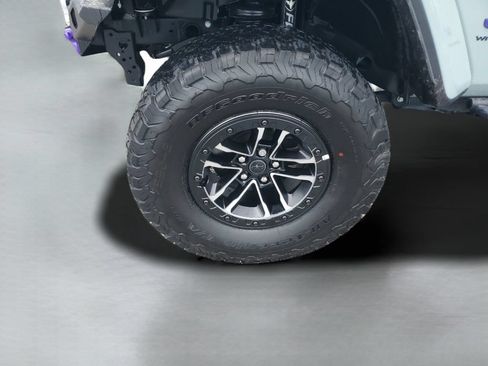 Used 2024 Jeep Wrangler Unlimited Rubicon 392 AWD/4WD image 29