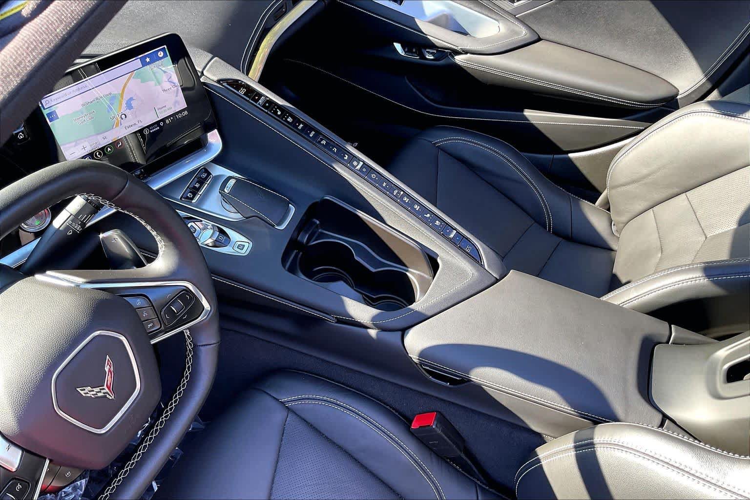 Used 2022 Chevrolet Corvette Stingray Preferred Conv w/ Z51 Performance Package RWD image 18