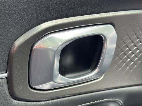 Used 2022 Kia Sorento SX image 26