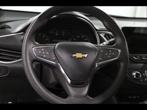 Used 2024 Chevrolet Malibu LT FWD image 7