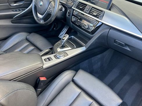Used 2020 BMW 440i Convertible w/ M Sport Package RWD image 16