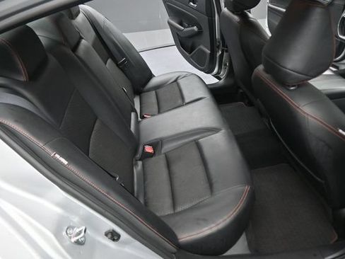 Used 2024 Nissan Altima 2.5 SR FWD image 16