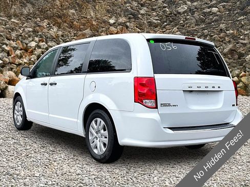 Used 2019 Dodge Grand Caravan SE w/ UConnect Hands-Free Group FWD image 10