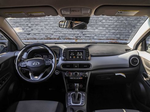 Used 2019 Hyundai Kona SEL image 24