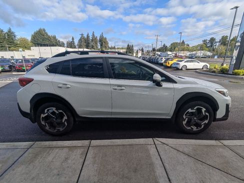 Used 2022 Subaru Crosstrek 2.5i Limited w/ Moonroof Package 2 image 7