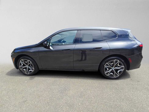 Used 2026 BMW iX xDrive45 AWD/4WD image 6