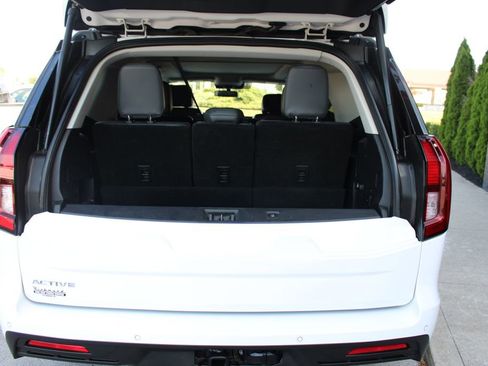 Used 2025 Ford Expedition Active AWD/4WD image 24