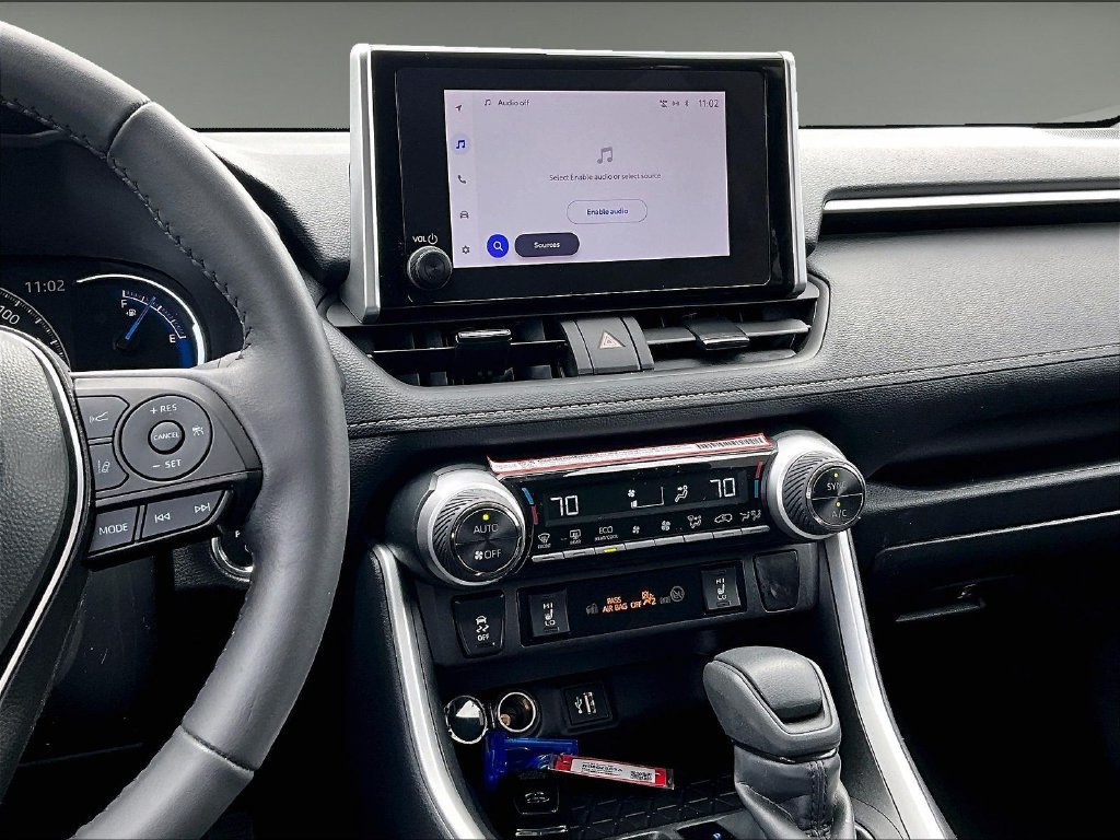 Used 2025 Toyota RAV4 XLE w/ Convenience Package AWD/4WD image 18