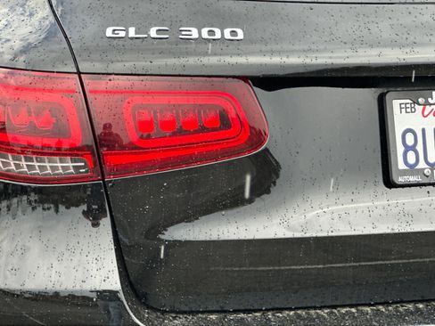 Used 2021 Mercedes-Benz GLC 300 image 26