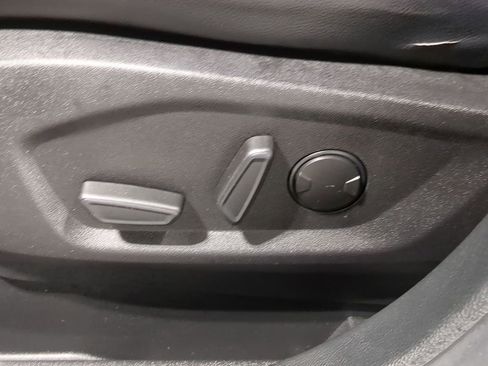 Used 2024 Ford Edge SEL w/ Convenience Package image 30