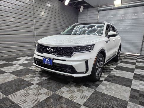 Used 2022 Kia Sorento SX Prestige w/ Panoramic Sunroof Package AWD/4WD image 46