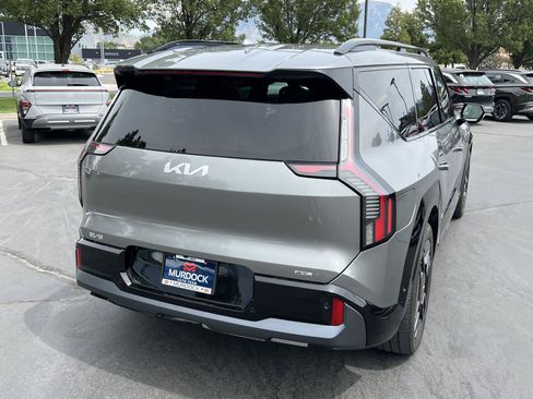 Used 2025 Kia EV9 GT-Line AWD/4WD image 8