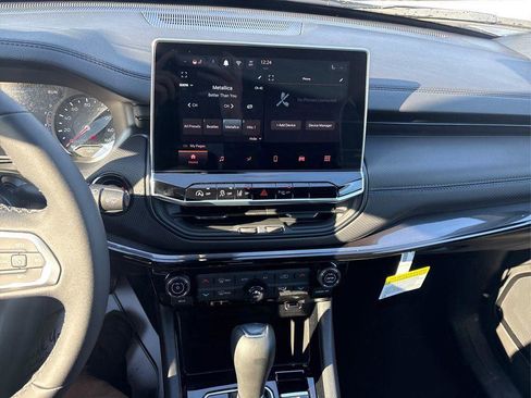 New 2026 Jeep Compass Limited AWD/4WD image 16