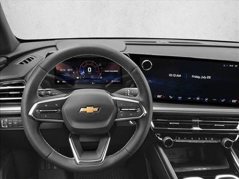 Used 2026 Chevrolet Traverse LT w/ Midnight/Sport Edition image 4