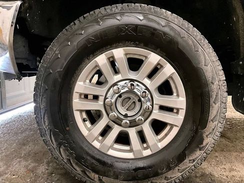 Used 2018 Ford F250 XLT AWD/4WD image 8
