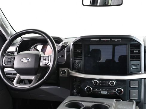 Used 2022 Ford F150 XLT w/ Equipment Group 302A High image 8