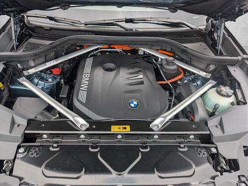 New 2026 BMW X5 xDrive50e AWD/4WD image 18