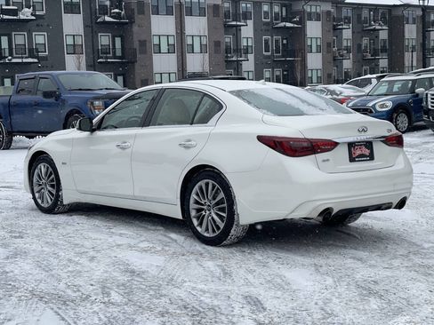 Used 2018 INFINITI Q50 Luxe w/ Essential Package (3.0T Luxe) image 5
