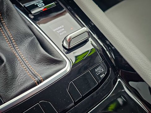 Certified 2022 Jeep Compass Limited image 26