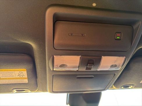 Used 2024 Nissan Frontier PRO-4X w/ Technology Package image 27