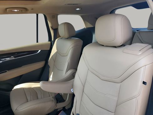 New 2025 Cadillac XT6 Premium Luxury w/ Platinum Package image 21