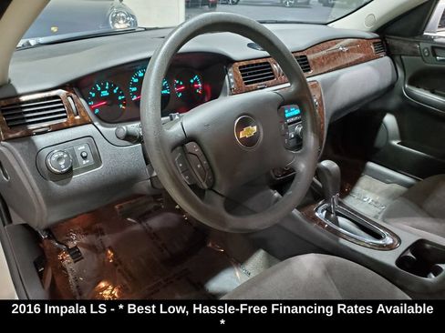 Used 2016 Chevrolet Impala Limited LS FWD image 7