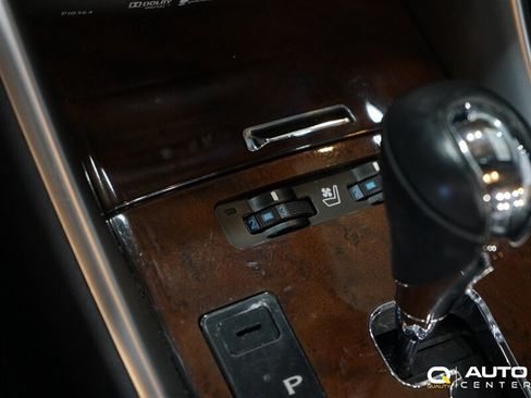 Used 2014 Lexus IS 250C RWD image 25