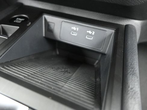 New 2026 Nissan Kicks SV image 13