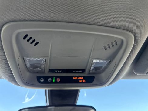 Used 2022 Chevrolet Malibu LT FWD image 26