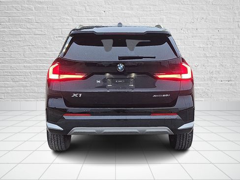 Certified 2025 BMW X1 xDrive28i w/ Technology Package image 5