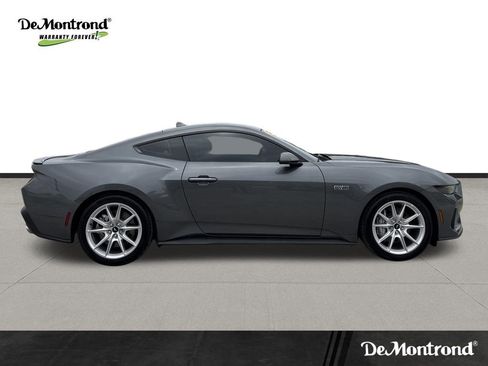 Used 2025 Ford Mustang GT Premium RWD image 4