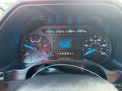 Used 2017 Ford F550 4x4 Crew Cab image 5