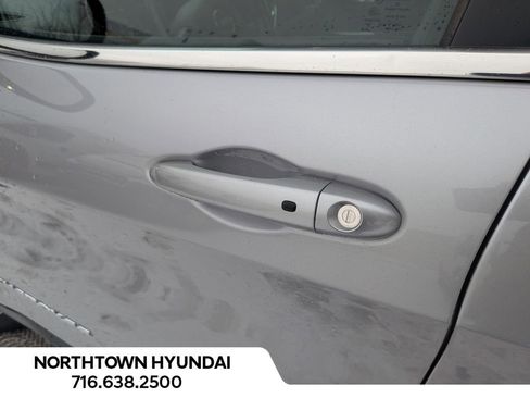 Used 2021 Jeep Cherokee Limited image 45