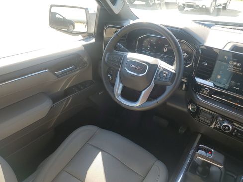 Certified 2023 GMC Sierra 1500 SLT w/ SLT Premium Plus Package image 17