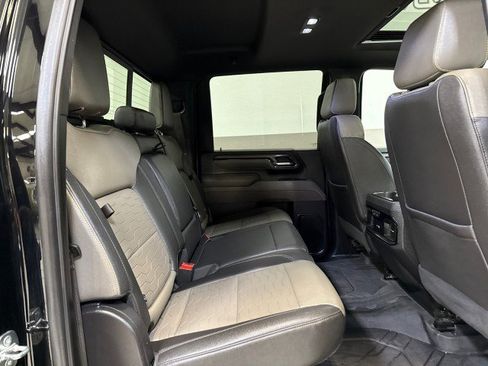 Used 2024 Chevrolet Silverado 2500 ZR2 w/ Technology Package image 67