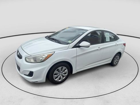 Used 2016 Hyundai Accent SE image 1