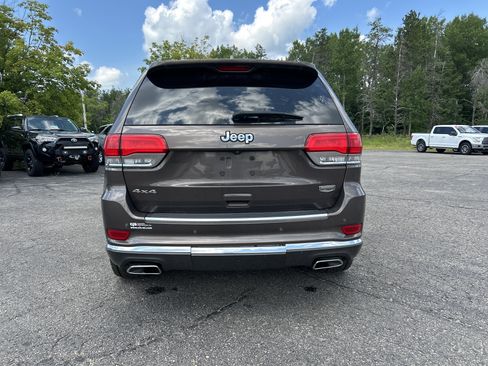 Used 2018 Jeep Grand Cherokee Summit w/ Skid Plate Group AWD/4WD image 5