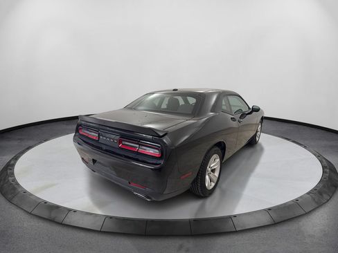 Used 2023 Dodge Challenger SXT RWD image 5