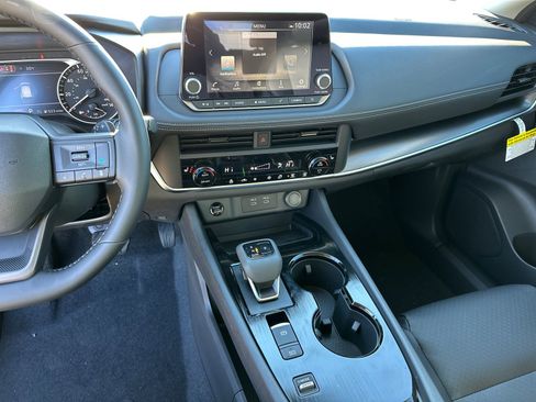 New 2026 Nissan Rogue SV image 29