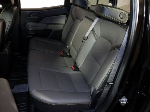 Used 2024 Chevrolet Colorado ZR2 w/ ZR2 Convenience Package III image 15