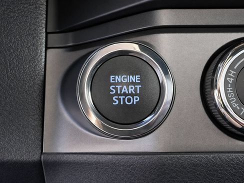 Used 2021 Toyota Tacoma TRD Off-Road w/ Technology Package AWD/4WD image 26