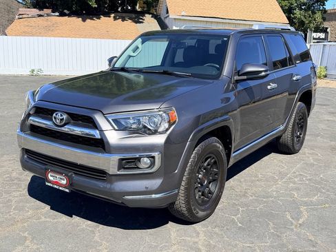 Used 2016 Toyota 4Runner Limited AWD/4WD image 3