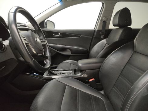 Used 2019 Kia Sorento EX image 17
